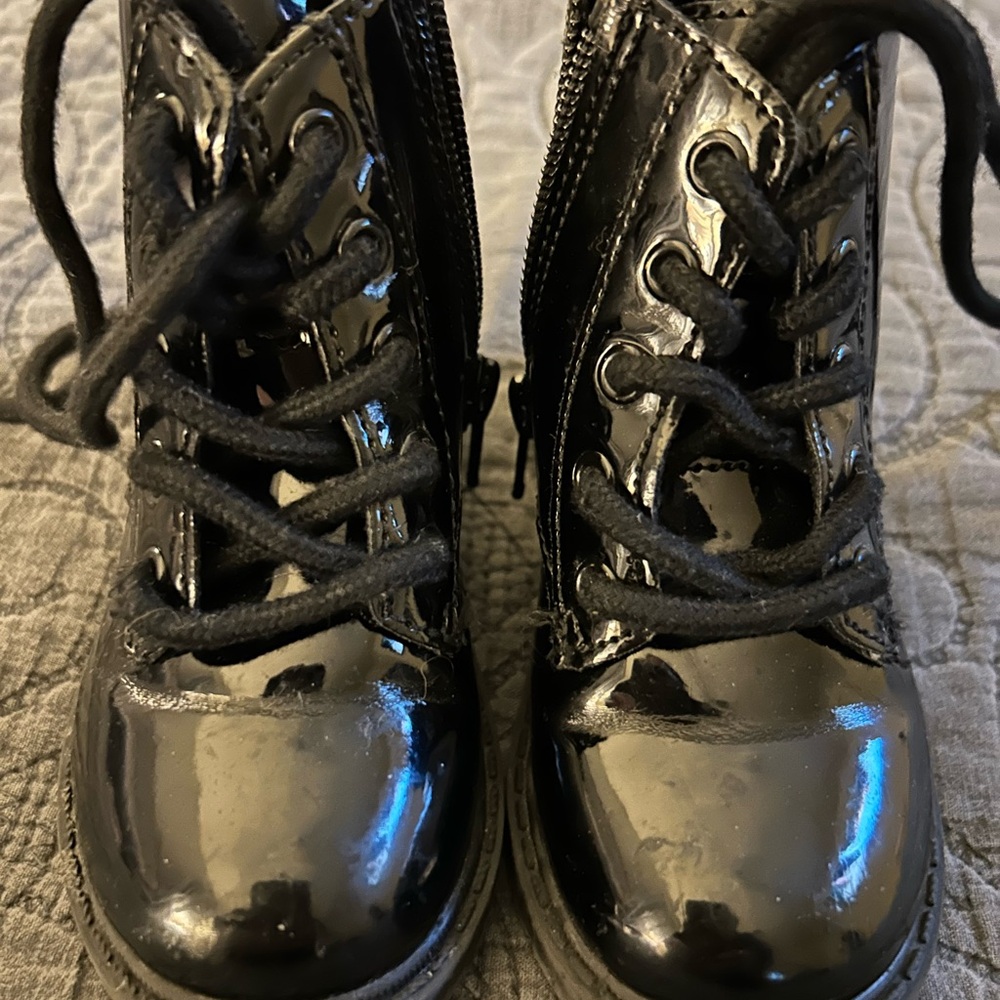 Old Navy Black Kids Boots